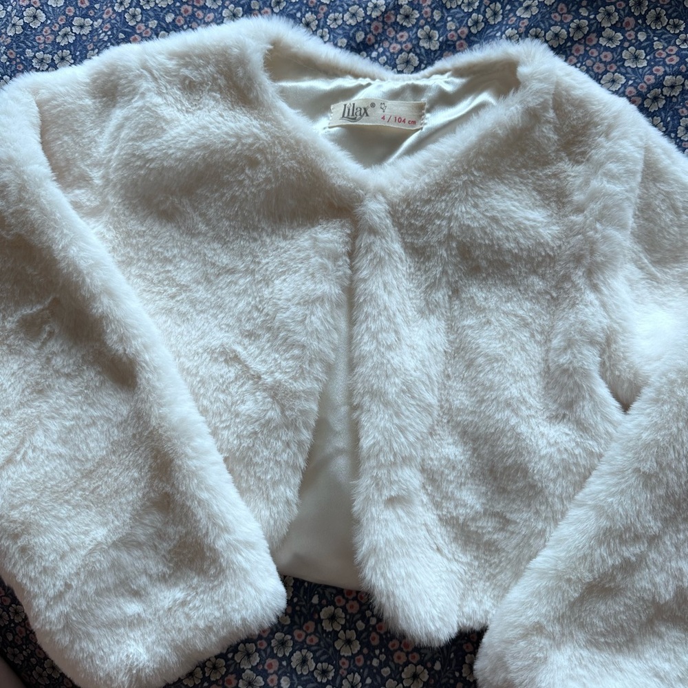 Faux Fur shrug 4T